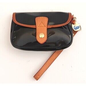 Dooney & Bourke Blk Gloss Patent Sm Wristlet Nat Leather Trim 6X4